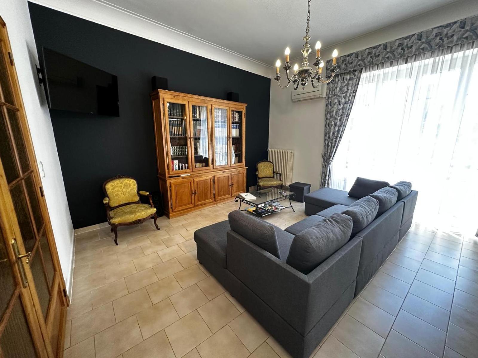 Appartement 4 A 8 Personnes, Spacieux De Standing Classe 4 Etoiles Nîmes Kültér fotó